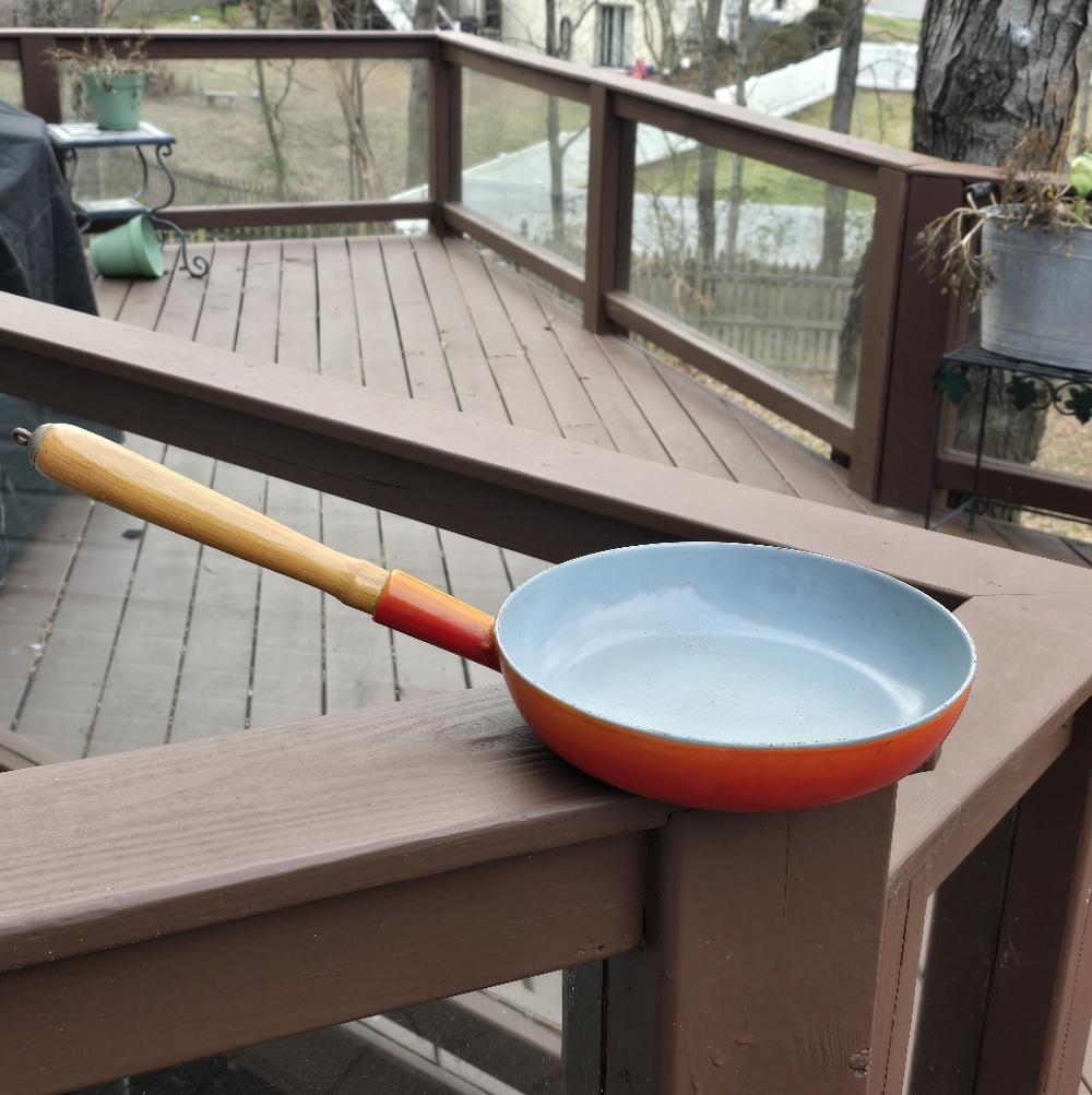 VTG Descoware Belgium Flame Orange Skillet Red Enamel Cast Iron Frying Pan 12 In